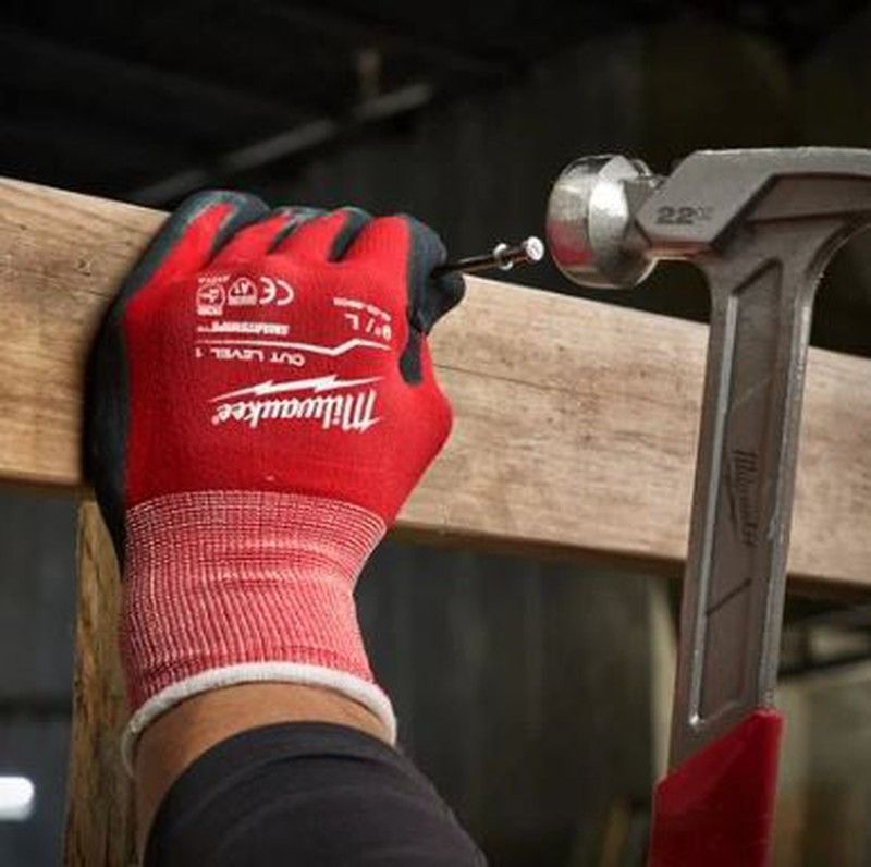 Gafas de seguridad y guantes