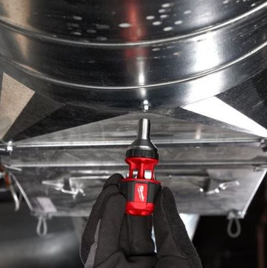Multipuntas compacto Milwaukee 8 en 1 con carraca
